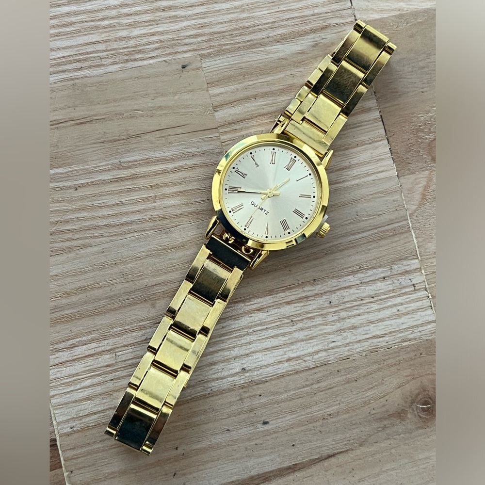 Fashion Watch Unbranded - Picture 3 of 9